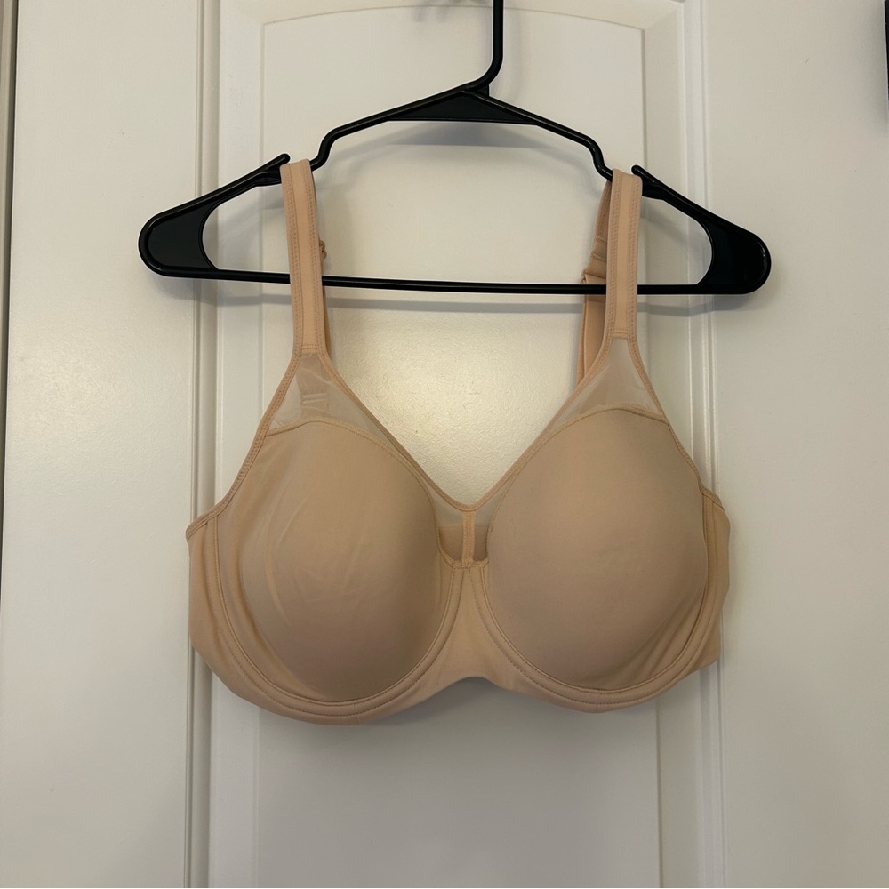 Delimira New With Tags Tan Molded Cup Bra with Adjustable Straps, full coverage.